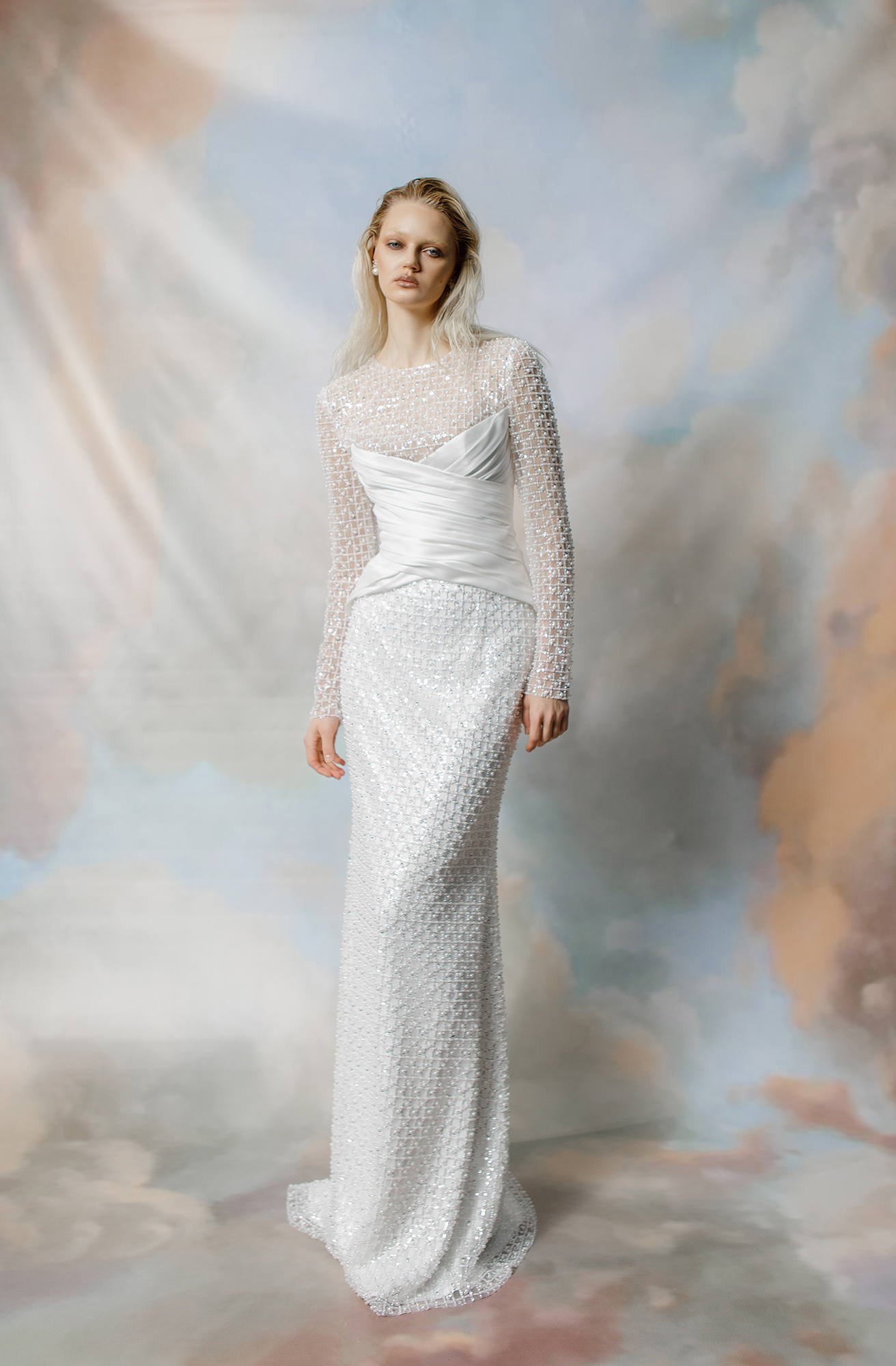 Anora lace