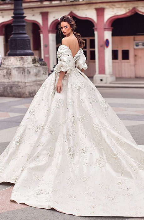 Дорогие свадебные платья от 100 000 руб.
