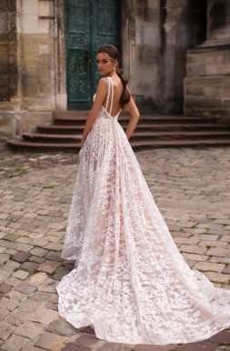 Свадебное платье от бренда Liretta