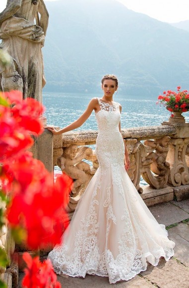 Красивое брачное платье Amalia от Milla Nova 