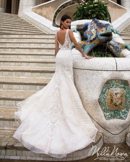 Роскошный свадебный наряд Brianna от дизайнера Milla Nova  