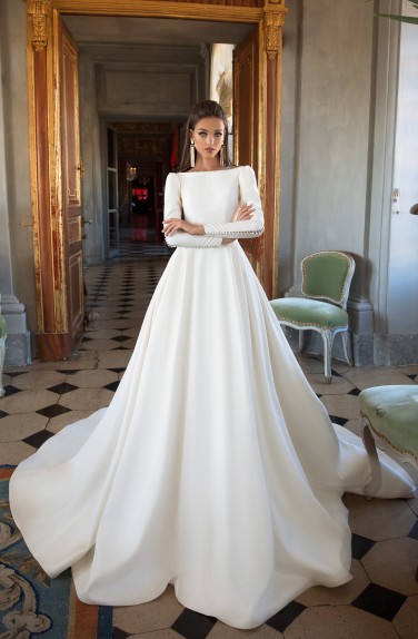 Нежные и романтичные: свадебные платья цвета айвори 2021 2022